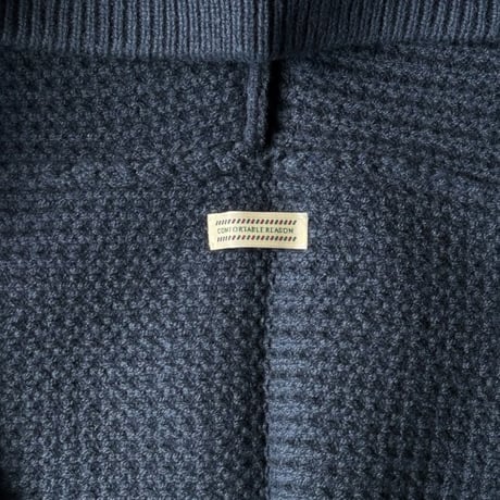COMFORTABLE REASON /  Wool Hood Scarf