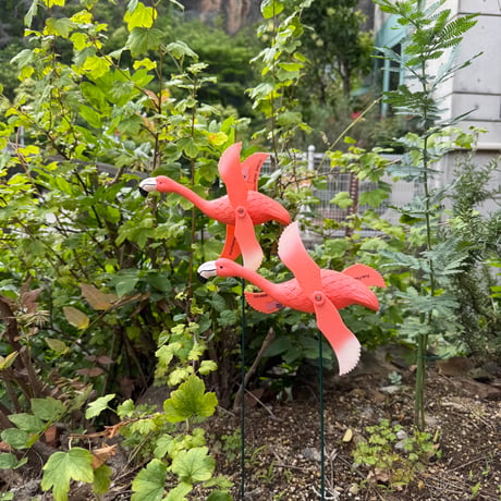 PINK FLAMINGOS WINDMILL