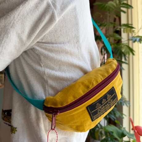 RELAXFIT / Funny pouch