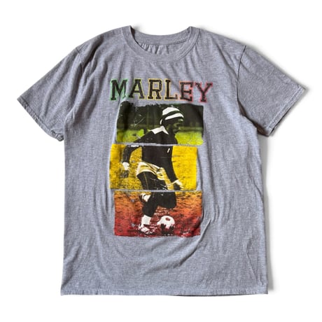 MUSIC TEE / BOB MARLEY FOOTBALL TEXT