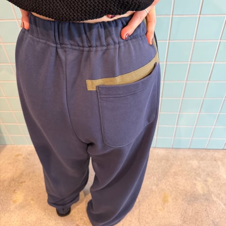 PHINGERIN / TAPE SWEATPANTS