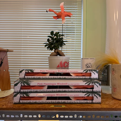 PINK FLAMINGOS WINDMILL