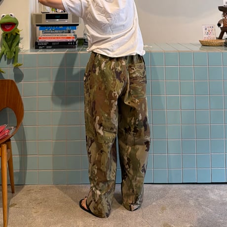 oddment / LAUNDRY CAMO PANTS