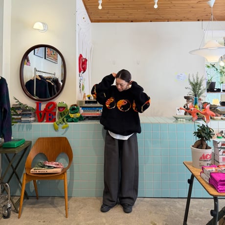 MacMahon Knitting Mills / Crew Neck Knit-Yin & Yang