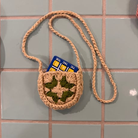 MacMahon Knitting Mills  / Small Case-Necklace