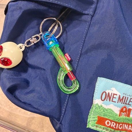 DEAD STOCK ACCESSORIES / 80s PLASTIC KEY RING