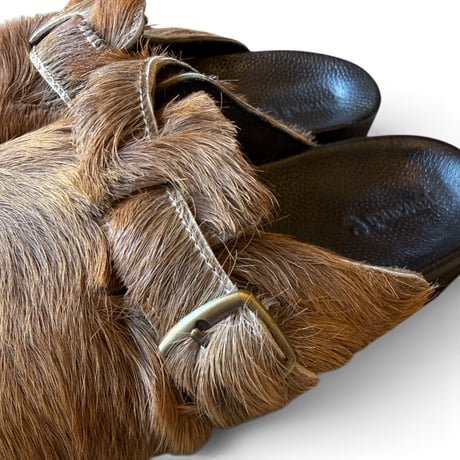 JAWANDI / GOAT FUR CLOG SANDAL