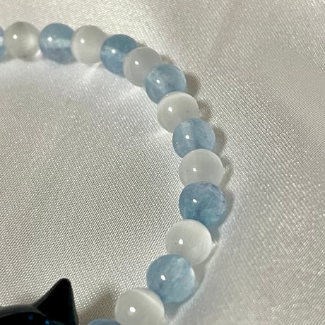 【大人からお子様まで】ホタルガラス（猫玉）の天然石ブレスレット｜キャッツアイ＆アクアマリン