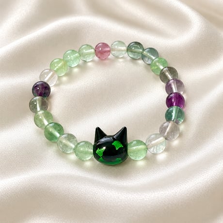 【大人からお子様まで】ホタルガラス（猫玉）の天然石ブレスレット｜天然グリーンフローライト