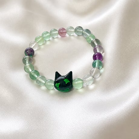 【大人からお子様まで】ホタルガラス（猫玉）の天然石ブレスレット｜天然グリーンフローライト