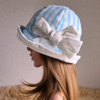 ホワイト×水色★約59.5㎝★フィット hatリボン