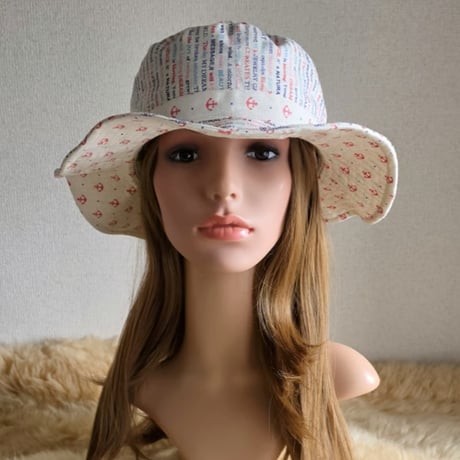 ★自分らしくアレンジ hat ★約60.5㎝★レッドイカリ柄×カラー英文字