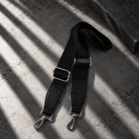 SB LEATHER BAG