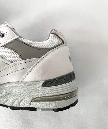 DEAD STOCK New Balance 991 FLB / Star White
