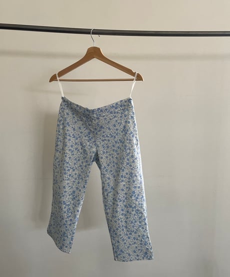 flower capri pants