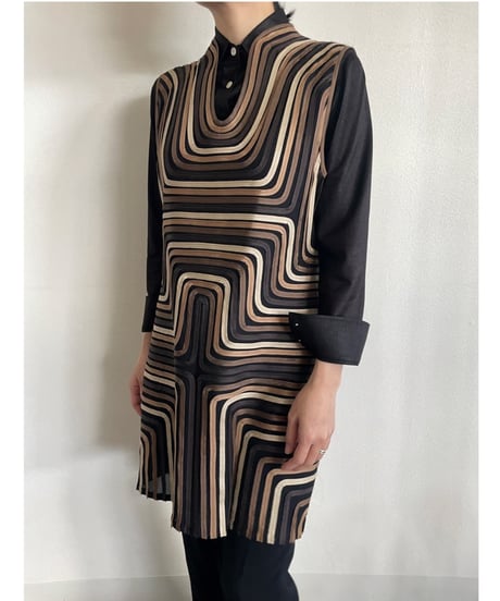 Geometric wave dress