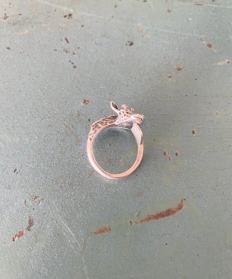 Vintage silver giraffe ring
