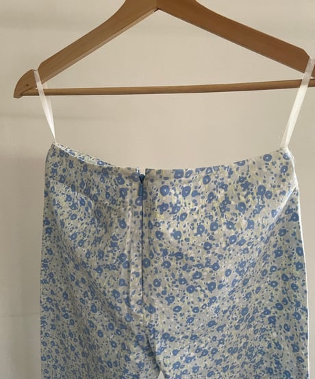 flower capri pants