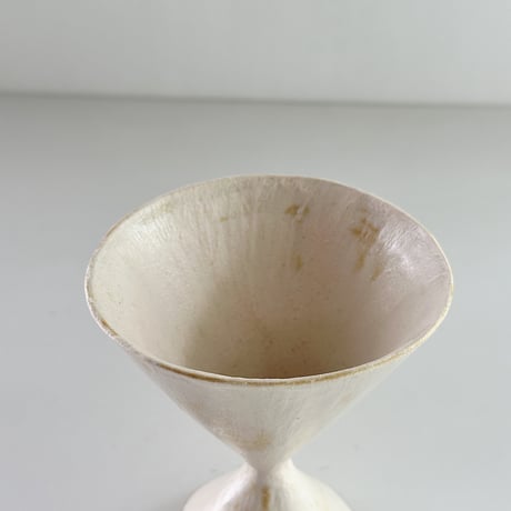 <AYA COURVOISIER> goblet SOURCE-textured