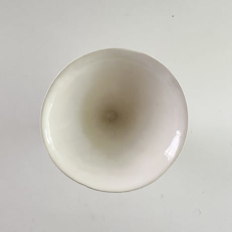 <AYA COURVOISIER> goblet SOURCE-white