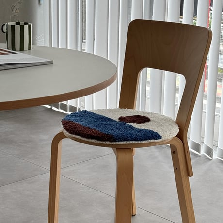 予約販売9月中旬～9月下旬頃発送予定　chairpad-03005　アート＆ストーリー ラウンドチェアパッド 40cm×40cm