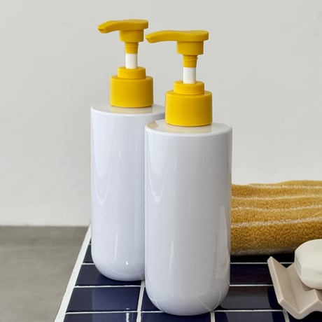 予約販売9月中旬～9月下旬頃発送予定　soapbottle-03052　ホワイト×イエロー ソープディスペンサー 詰め替えボトル 300ml 2本セット