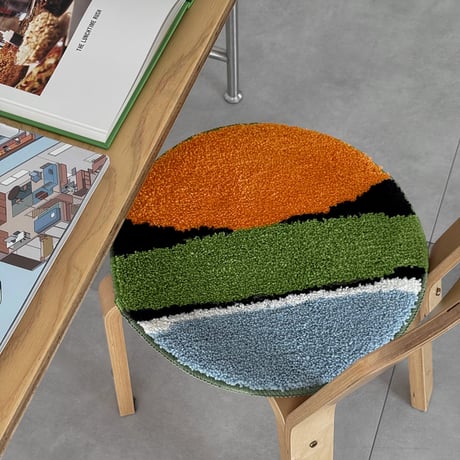 予約販売9月中旬～9月下旬頃発送予定　chairpad-03005　アート＆ストーリー ラウンドチェアパッド 40cm×40cm