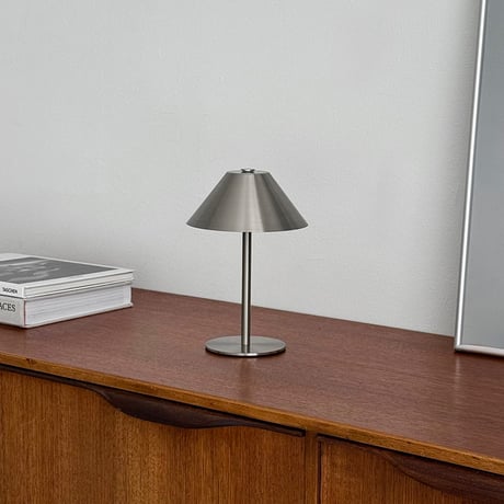 予約販売9月上旬～9月中旬頃発送予定　light-03413　USB cornshade テーブルランプ シルバー LED