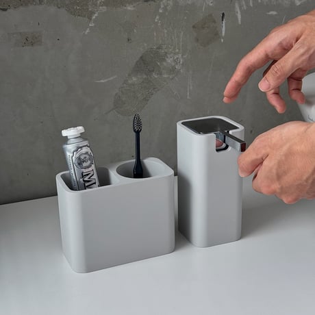 予約販売11月下旬～12月上旬頃発送予定　toiletries-03008　Minimal Square セラミック バスルームアクセサリー 2点セット