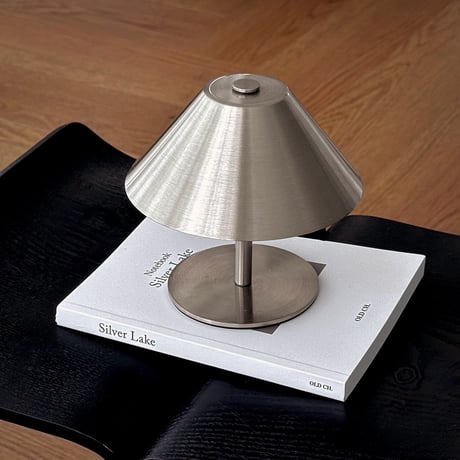 light-03412　USB Lowタイプ cornshade テーブルランプ シルバー LED