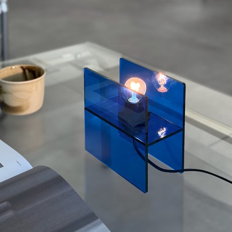 light-03411　H型 アクリルフレーム テーブルランプ