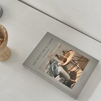 予約販売10月下旬～11月上旬頃発送予定　book-03004　ARCHITECTURAL GUIDE  ディスプレイブック ハードカバー 洋書 1冊売り
