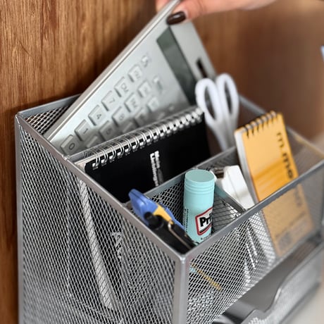 予約販売9月下旬～10月上旬頃発送予定　stationery-03062　メタルメッシュ ワイド デスクオーガナイザー シルバー