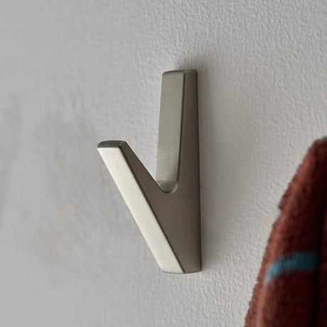 wall-03137　V-shape メタル ウォールフック 2個セット