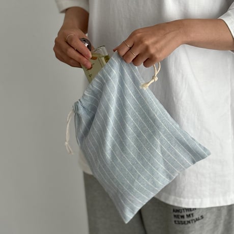 pouch-03008　綿麻 ライトブルー 先染めストライプ 巾着ポーチ 大中小3枚セット