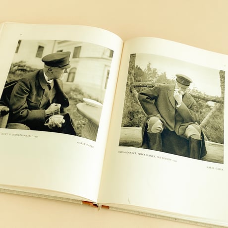 『Masaryk ve fotografii』カレル・チャペック（Karel Capek） 1931年