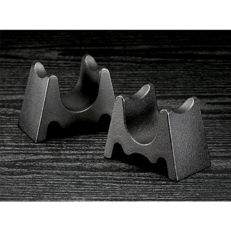 【2026年9月上旬発売】ZI-C10　「南部鉄器」製ケーブルインシュレーター