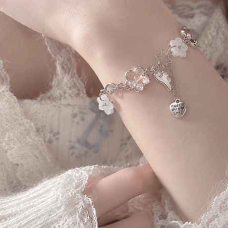 botão charm bracelet