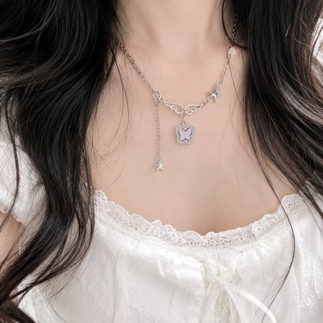 koll  necklace