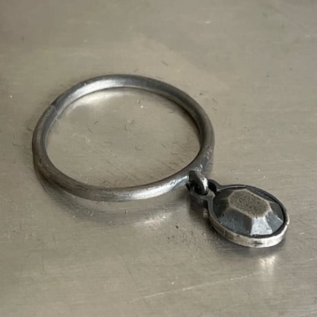 TO GARAL Madrid | "Gemstone pendant" Ring