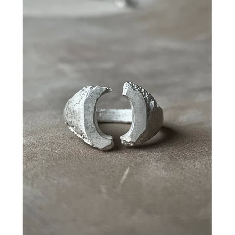 TO GARAL Madrid | " Agedlost stone signet" Ring