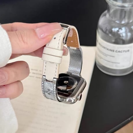 アップル ウォッチ s10/11 バンド おしゃれ apple watch se3 バンド  M335