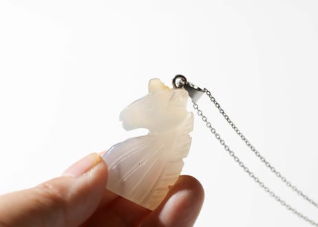 葉月ゆうによる技封入❣️【青天井に夢を叶える】アゲート ユニコーンのネックレス