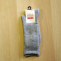 Manhattan Portage・マンハッタンポーテージ THE CITY EMB CREW SOCKS ソックス Gray/OFF WHITE/NAVY