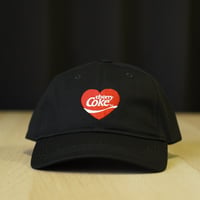 Coca-Cola・コカコーラ コットンキャップ チェリーコーク ハートロゴ刺繍 ブラック