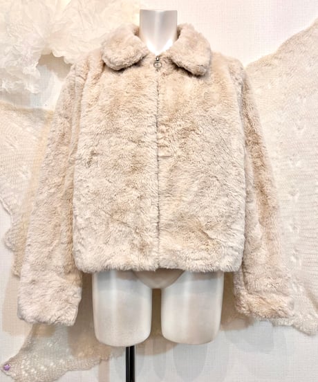 Vintage Ivory Faux Fur Coat M