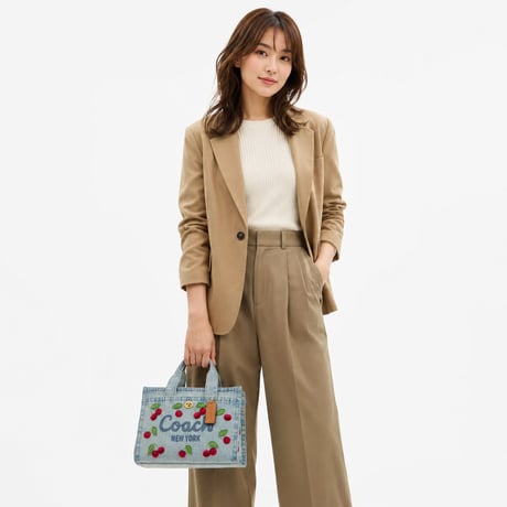 🎀COACH コーチ カーゴトートバッグ26・チェリーエンブロイダリー CDZ31 B4/EI