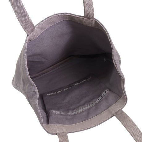 🎀【並行輸入品】ルイヴィトン バッグ メンズ レディース トートバッグ フォンダシオン 美術館 コットン グレー LV2000000020372 A4対応