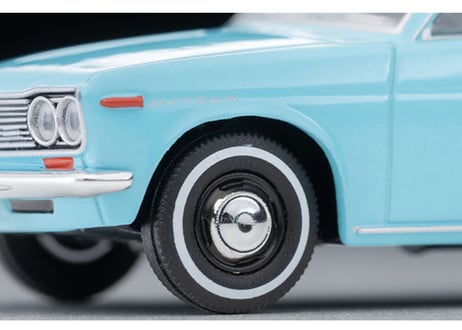 トミーテック 1/64 TLV-220a ダットサン510 2ドアセダン 北米仕様（水色）69年式