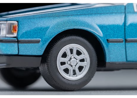 トミーテック 1/64 TLV-N69d トヨタ コロナ ハードトップ 1800GT-TR（ターコイズ）84年式